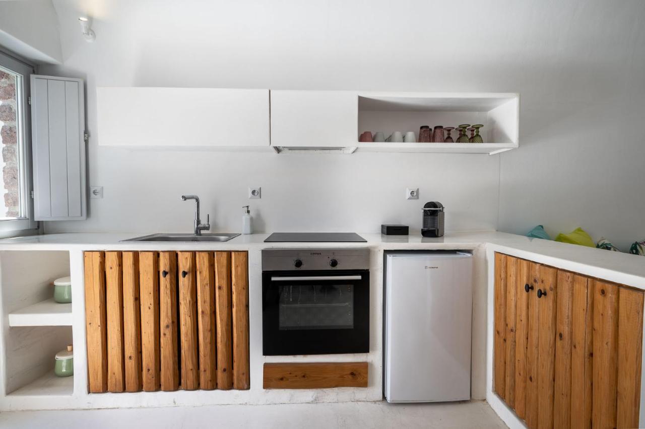Fertimo Suites Éxo Goniá Екстериор снимка